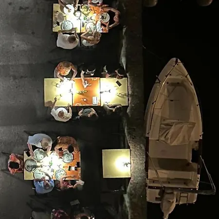 Gabrielles Roof New Modern 리보르노