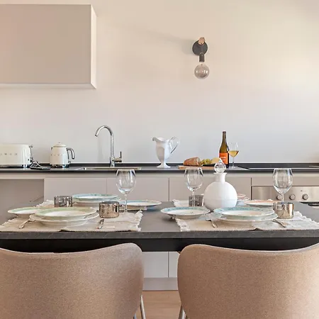 Gabrielles Roof New Modern